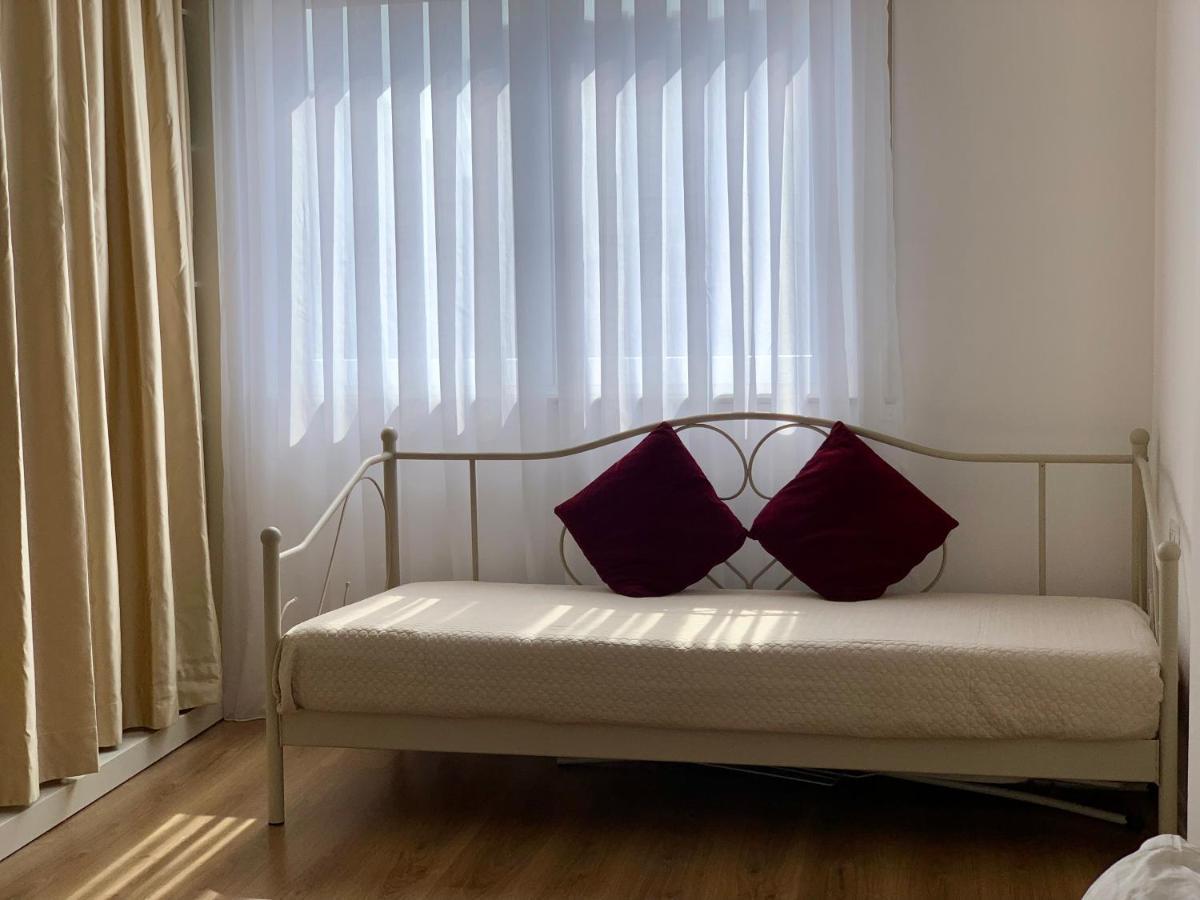 Апартаменты New Apartament Тирана Экстерьер фото