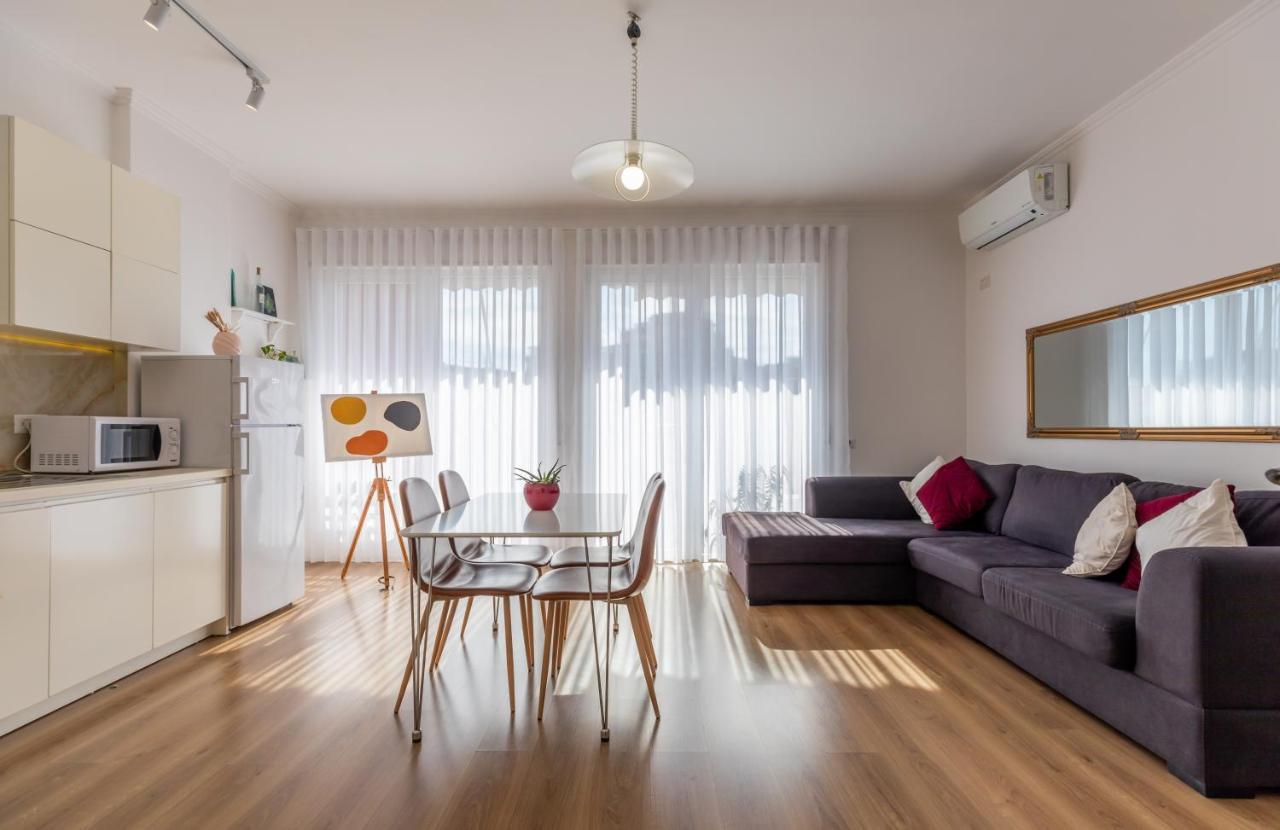 Апартаменты New Apartament Тирана Экстерьер фото