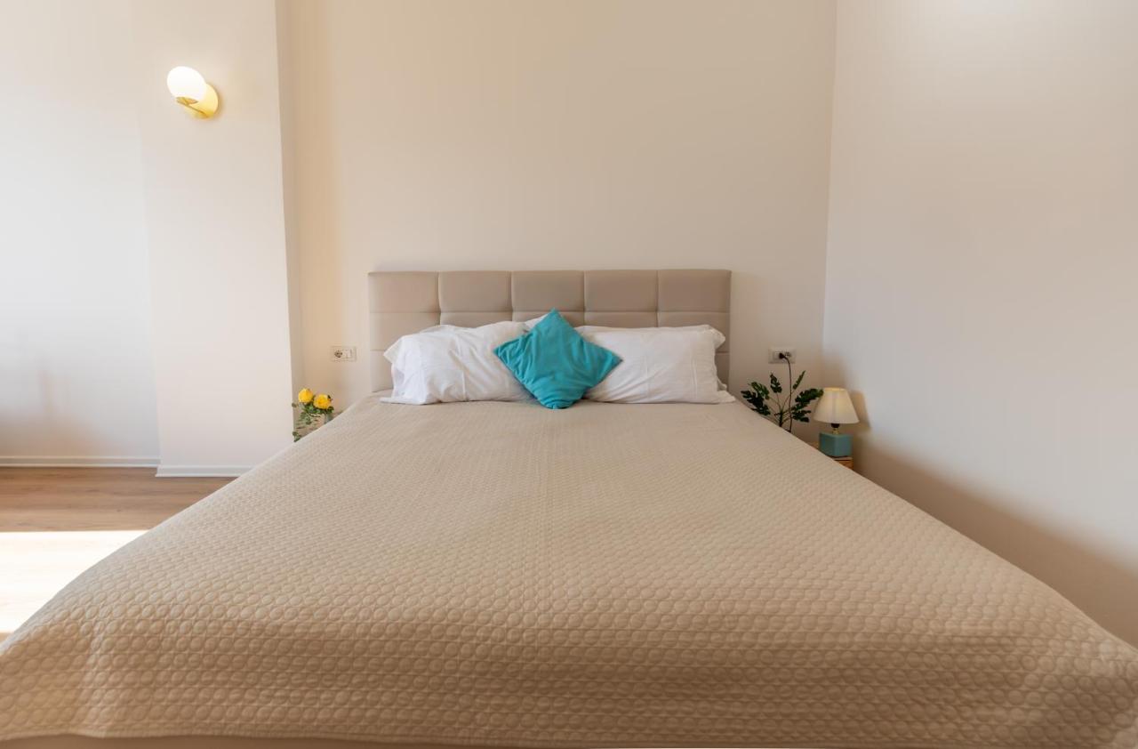 Апартаменты New Apartament Тирана Экстерьер фото